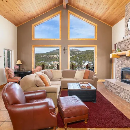 Escape To Tranquility: Amazing Cabin Near Zion